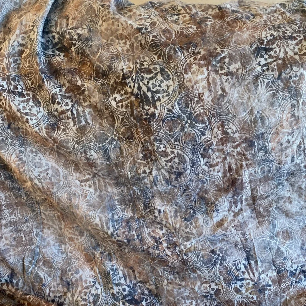 FRONTGATE Queen ‎ Duvet Persian Rug Design Tan Blue  Brown  distressed  EUC